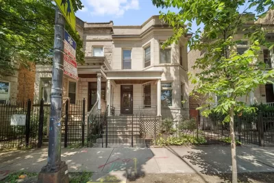 6BR Multi-Family for Sale in Chicago, IL