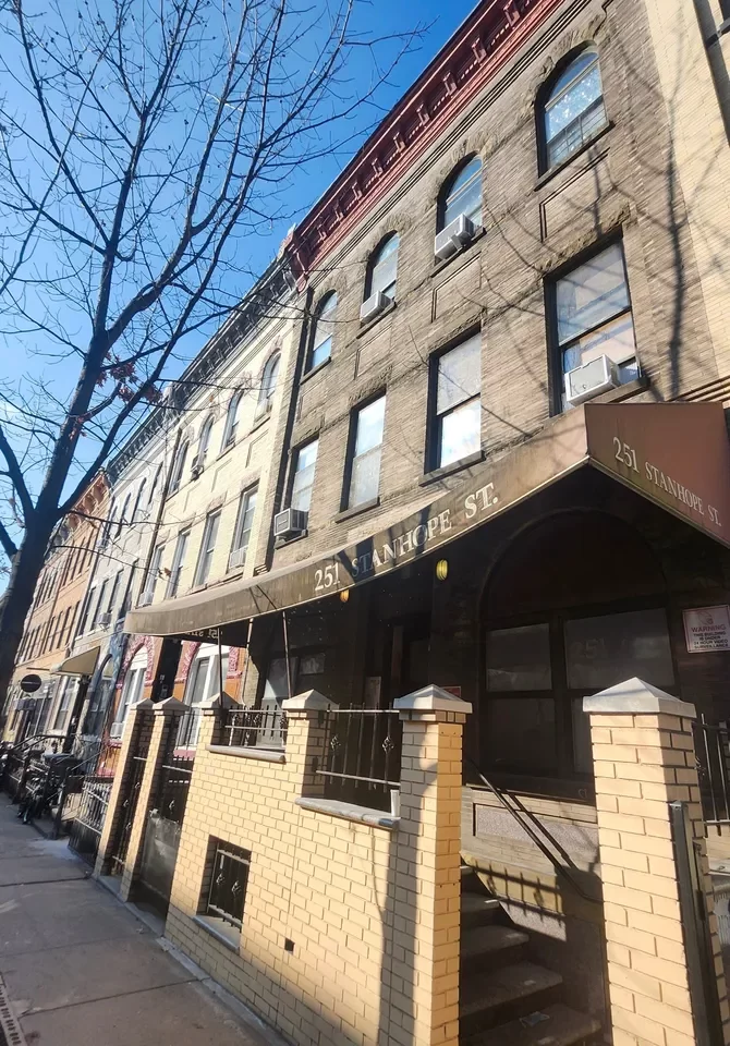 12BR House for Sale in Brooklyn, NY