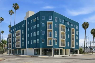 2BR House for Rent in Los Angeles, CA