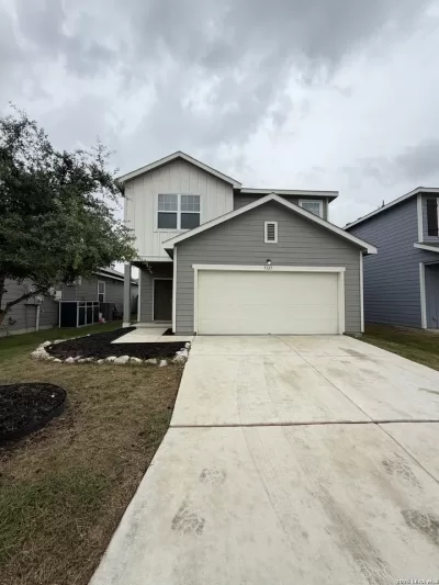 4BR House for Sale in San Antonio, TX