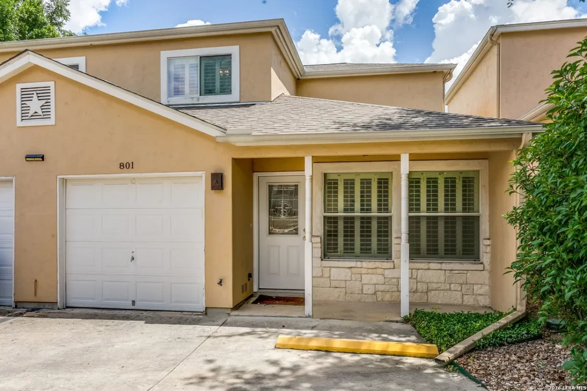 2BR House for Rent in San Antonio, TX