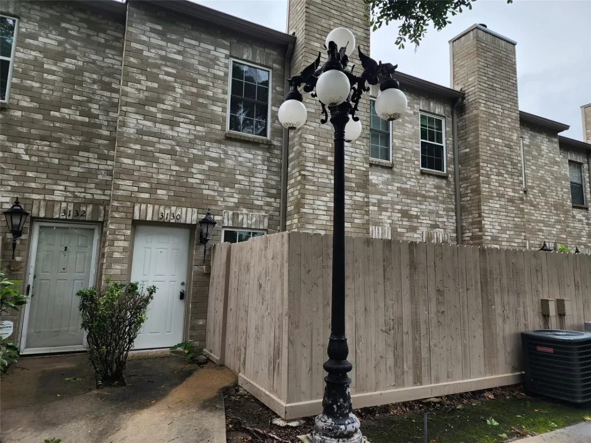 2BR Condo for Rent in Houston, TX