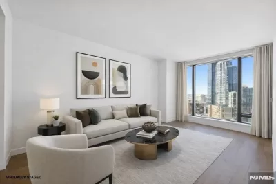 1BR Condo for Sale in Jersey City, NJ