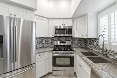 2BR Townhouse for Sale in Phoenix, AZ