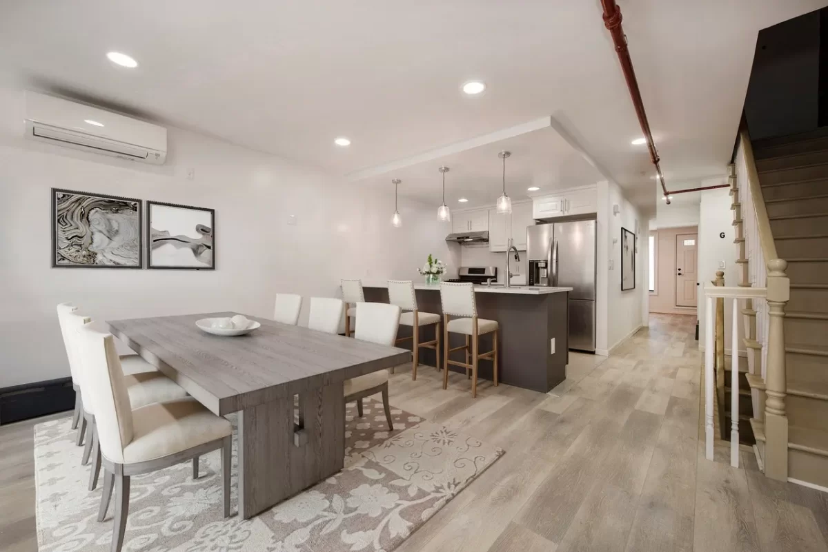 8BR House for Sale in Brooklyn, NY