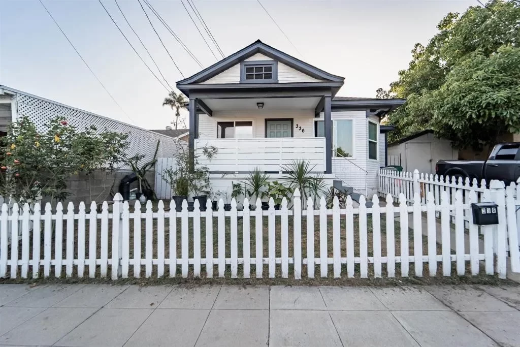 2BR House for Sale in San Diego, CA