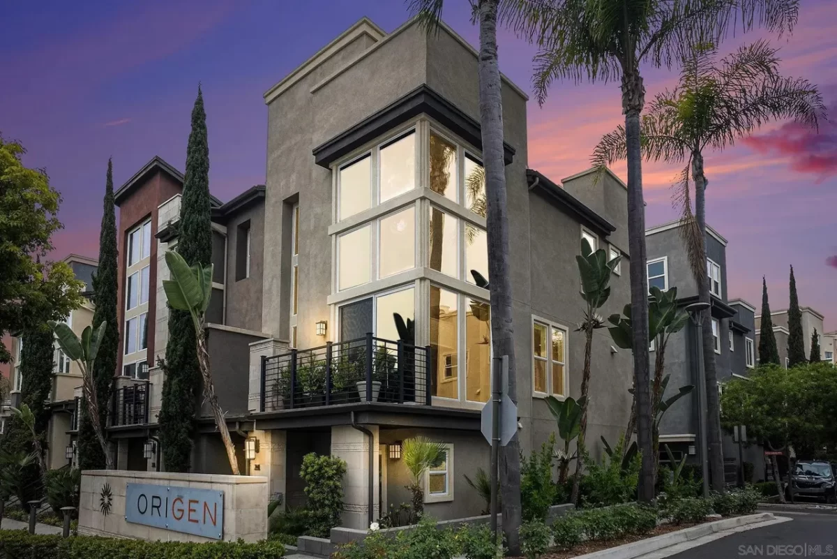 2BR Condo for Sale in San Diego, CA