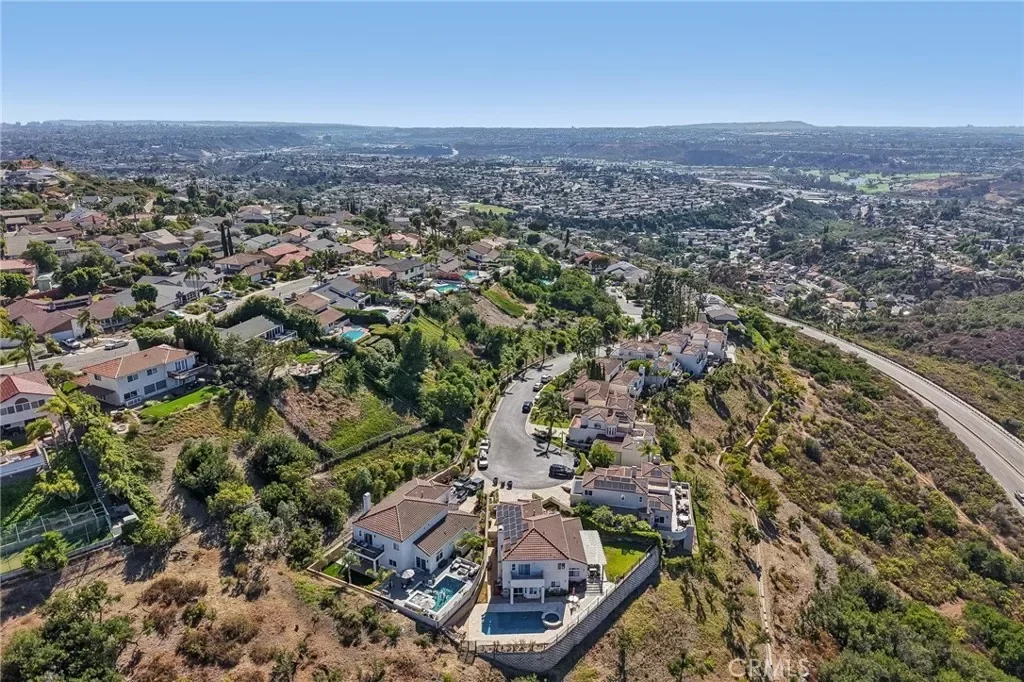 4BR House for Sale in San Diego, CA