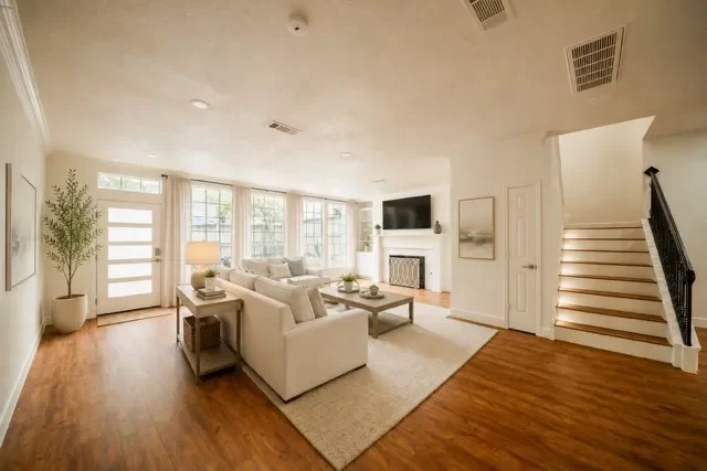 2BR Townhouse for Sale in Dallas, TX