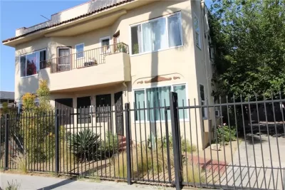 2BR House for Rent in Huntington Park, CA