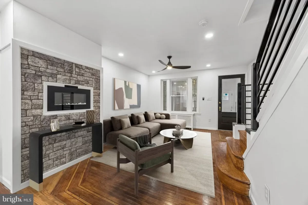 3BR Townhouse for Sale in Philadelphia, PA
