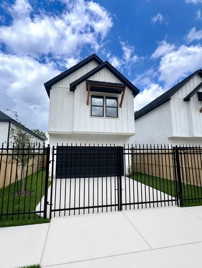 3BR House for Sale in Houston, TX