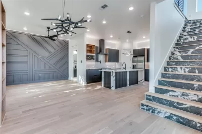 2BR Townhouse for Rent in Dallas, TX
