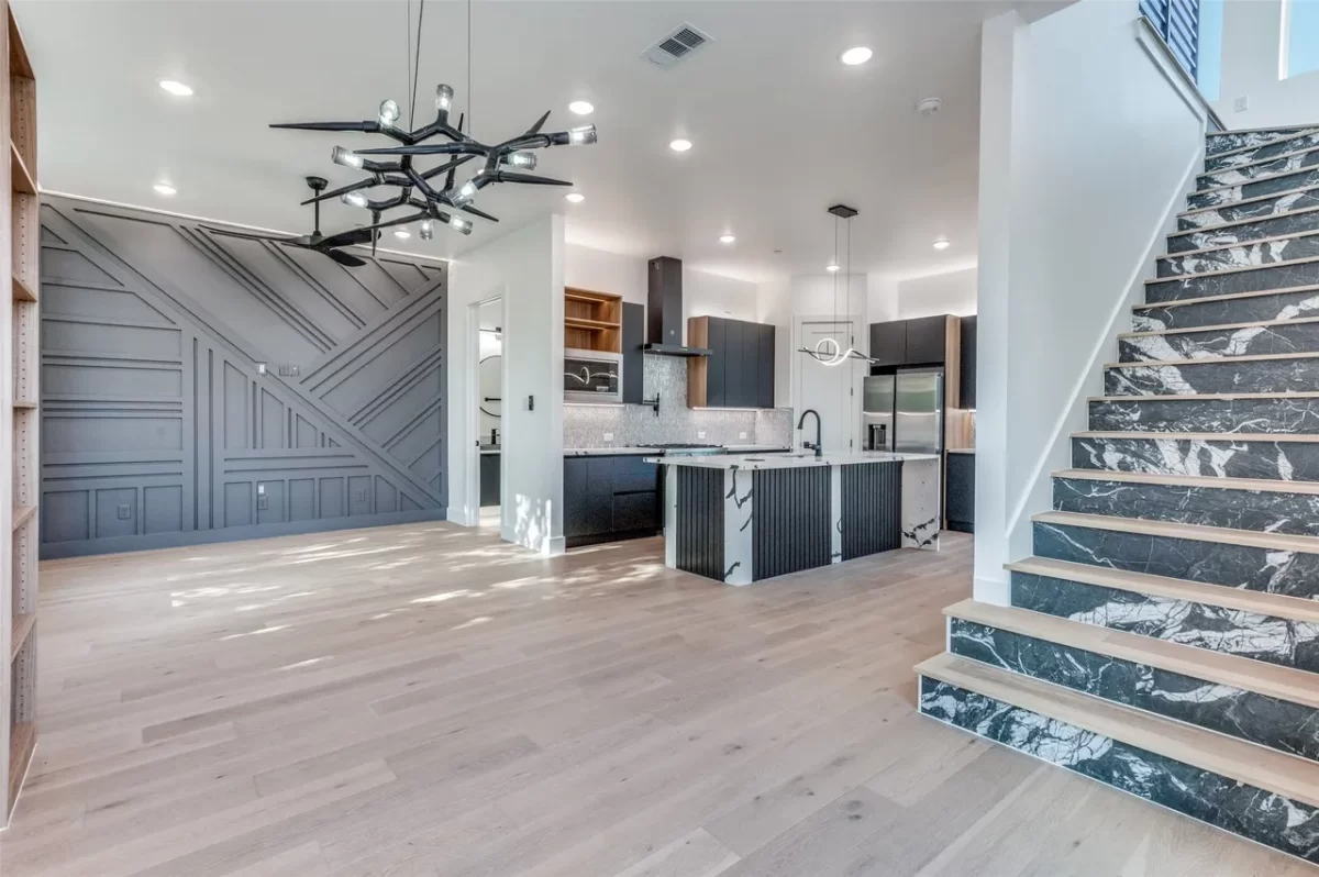 2BR Townhouse for Rent in Dallas, TX