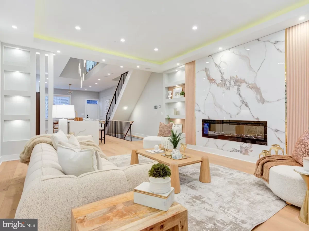 4BR Townhouse for Sale in Philadelphia, PA