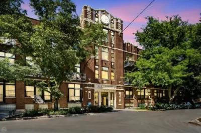 2BR Condo for Sale in Chicago, IL