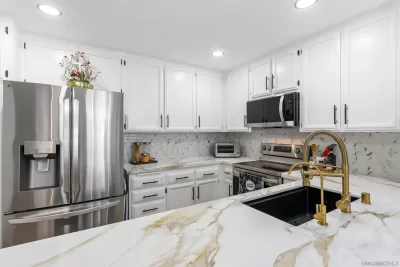 2BR Condo for Sale in San Diego, CA