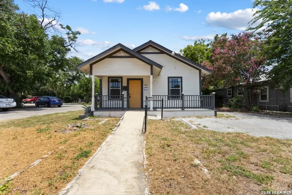 2BR House for Rent in San Antonio, TX