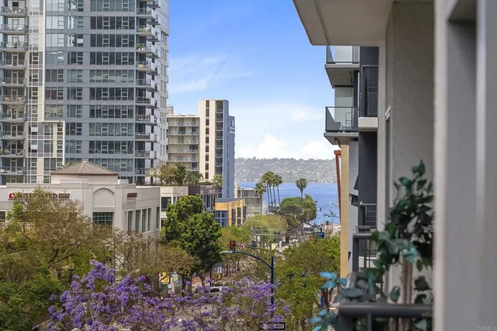 2BR Condo for Sale in San Diego, CA