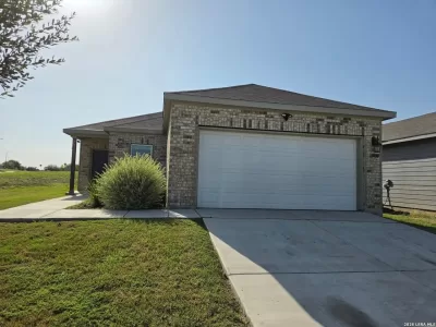 3BR House for Sale in San Antonio, TX