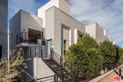 3BR House for Sale in Los Angeles, CA