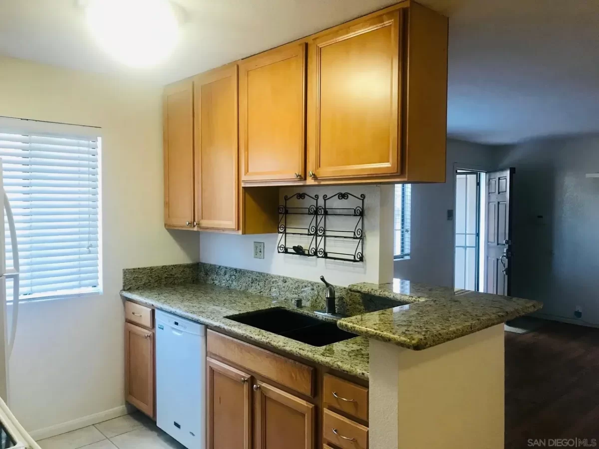 2BR Apartment for Rent in San Diego, CA