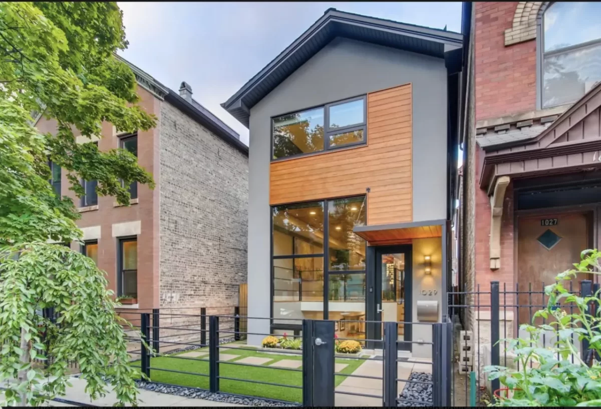3BR House for Sale in Chicago, IL