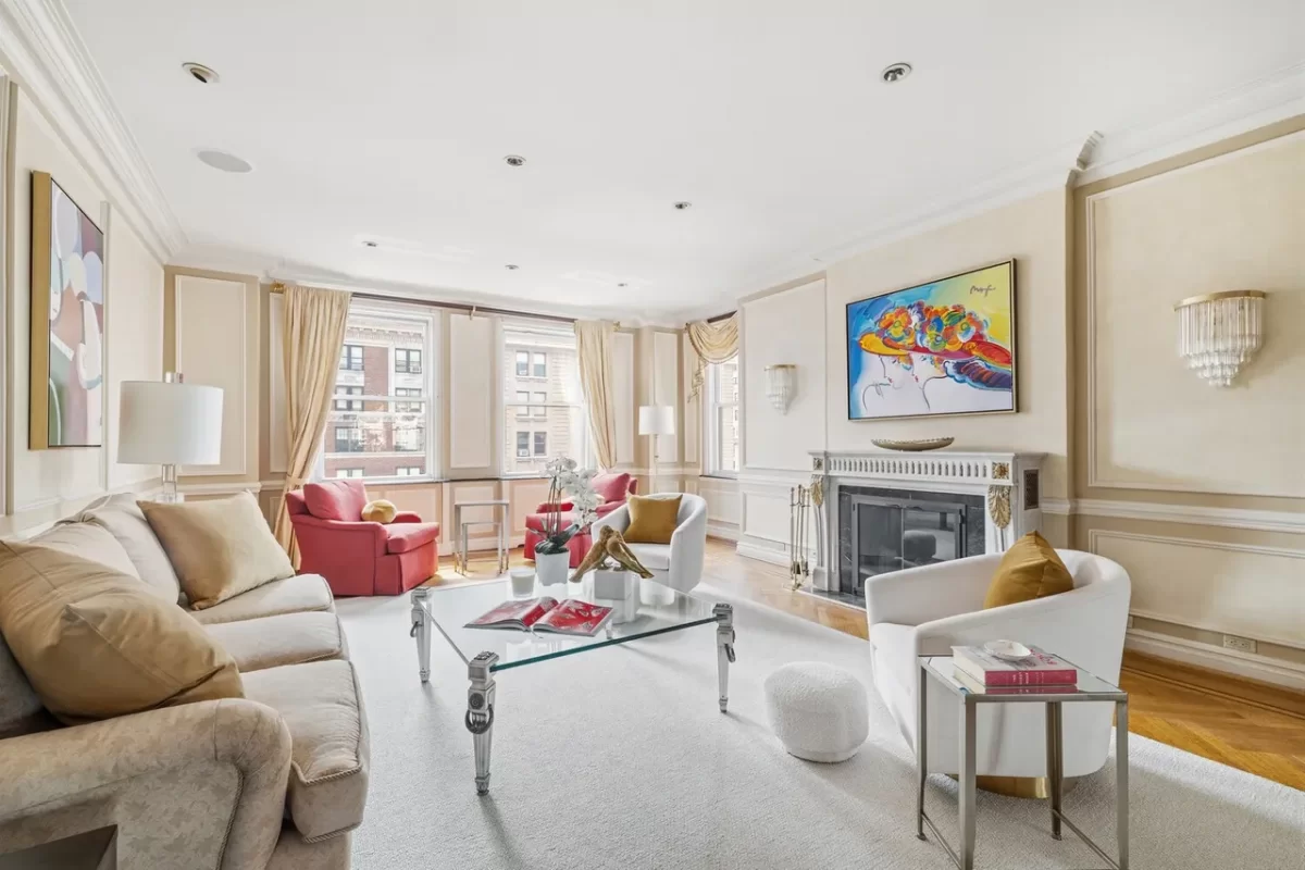 2BR Condo for Sale in Manhattan, NY