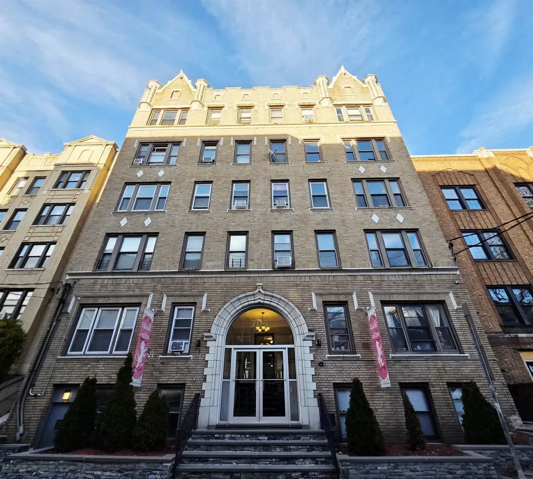 1BR Multi-Family for Rent in Jersey City, NJ