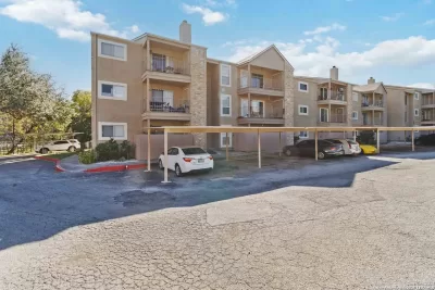 2BR House for Sale in San Antonio, TX