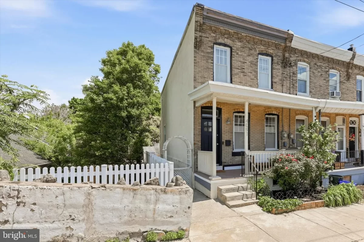 3BR Townhouse for Sale in Philadelphia, PA