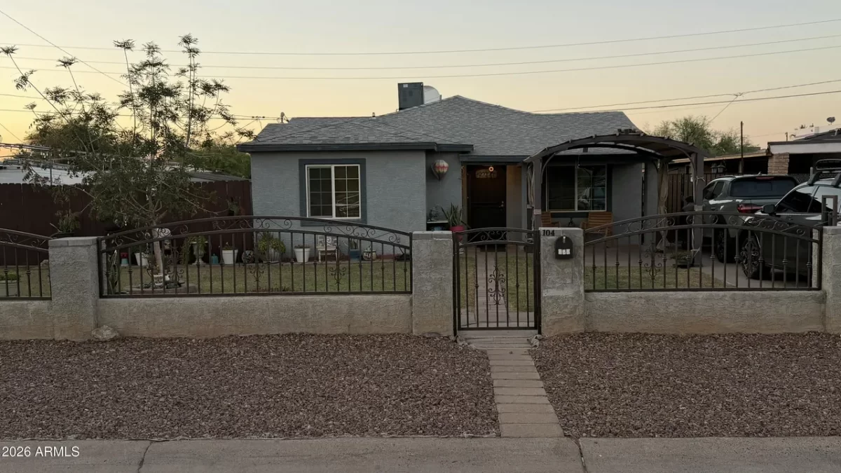 3BR House for Sale in Phoenix, AZ