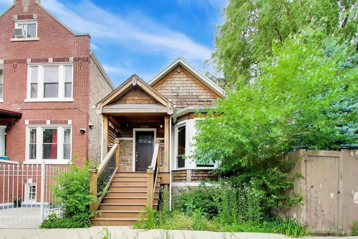 1BR House for Sale in Chicago, IL