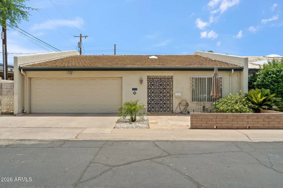 2BR Townhouse for Rent in Phoenix, AZ