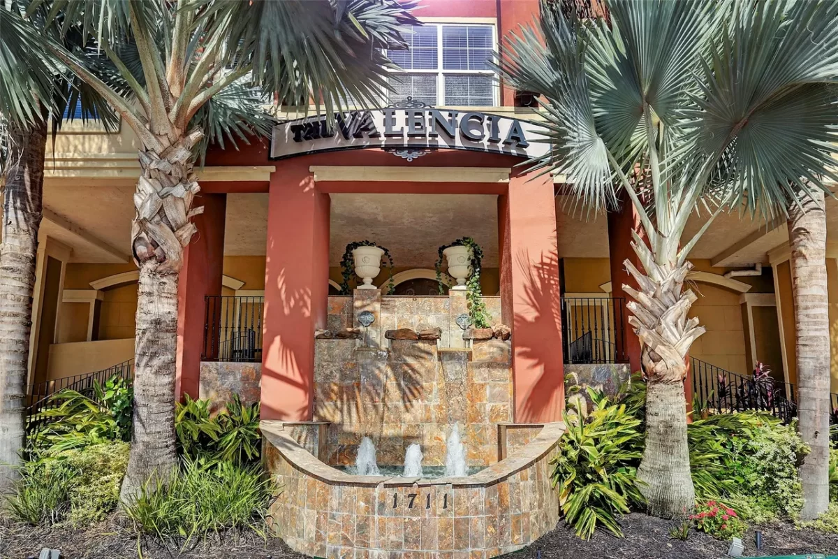 2BR Condo for Sale in Houston, TX