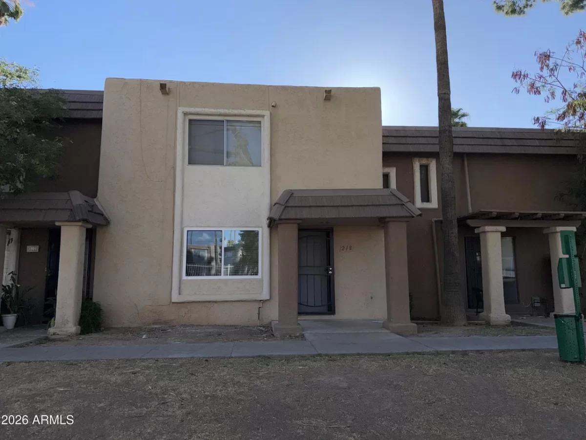 3BR Townhouse for Rent in Phoenix, AZ