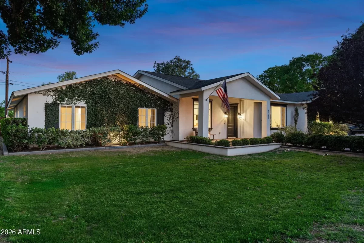 4BR House for Sale in Phoenix, AZ