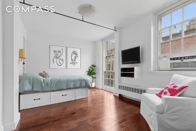 Condo for Sale in Manhattan, NY