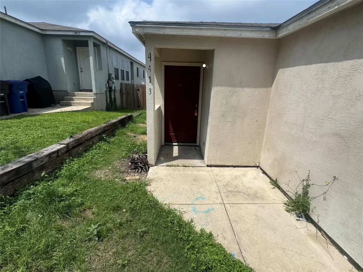 3BR Duplex for Rent in San Antonio, TX