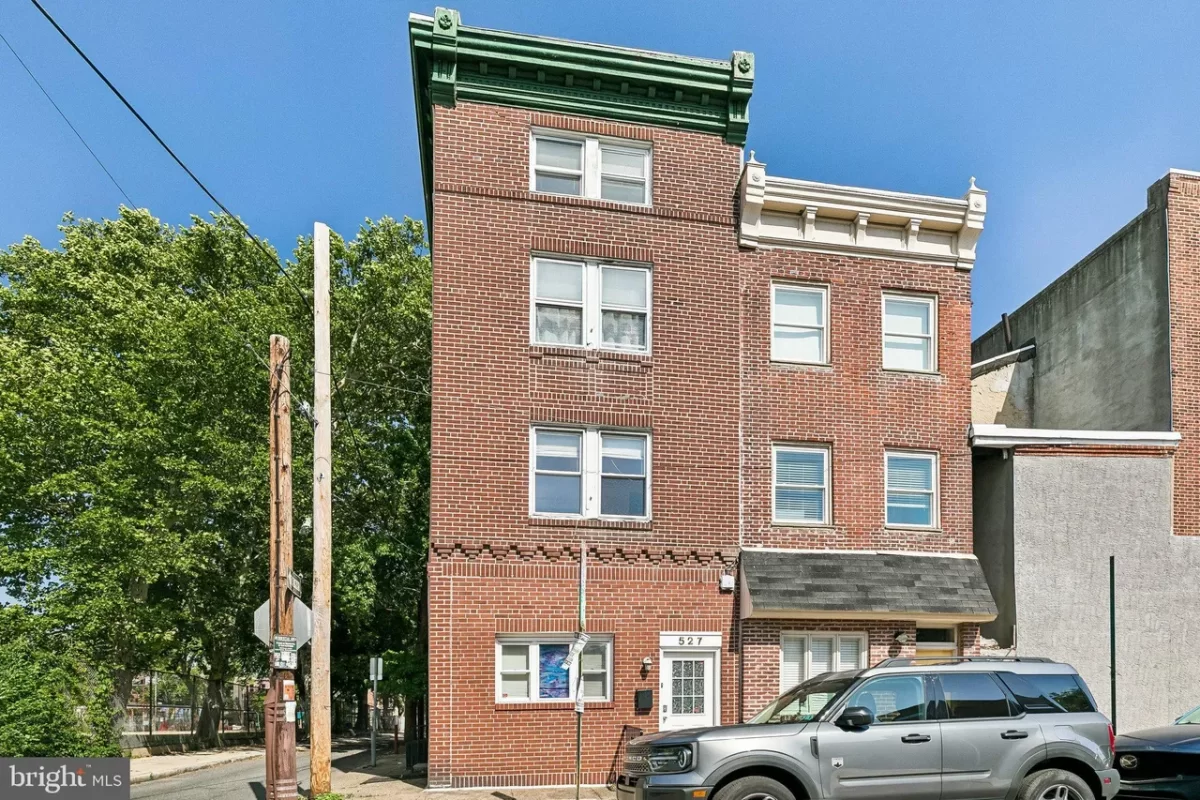 3BR Townhouse for Rent in Philadelphia, PA