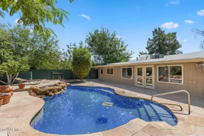 4BR House for Sale in Phoenix, AZ
