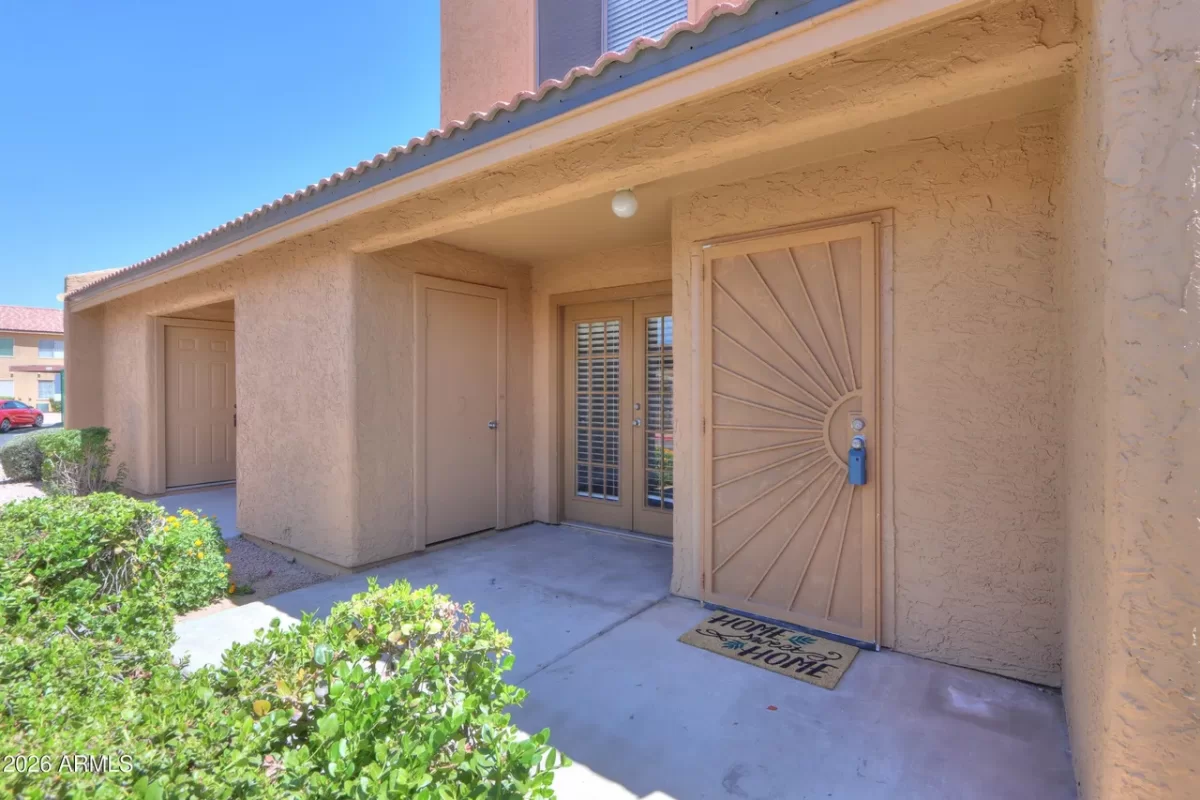 2BR Townhouse for Sale in Phoenix, AZ