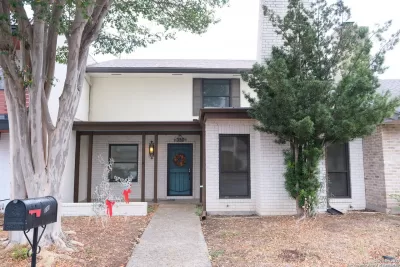 3BR House for Sale in Windcrest, TX