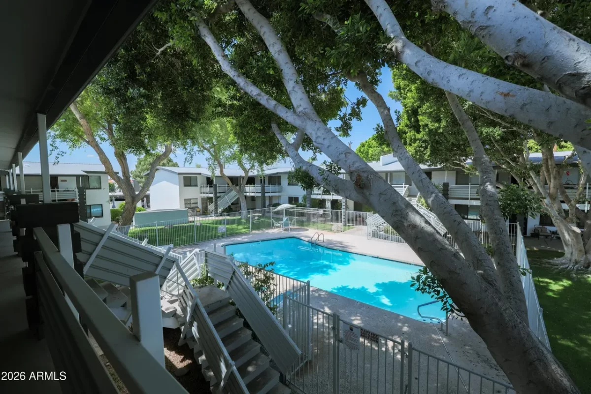 2BR Condo for Sale in Phoenix, AZ