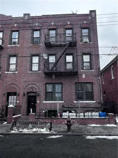 12BR Multi-Family for Sale in Brooklyn, NY