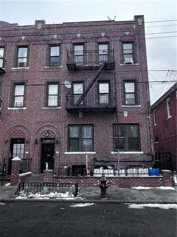 12BR Multi-Family for Sale in Brooklyn, NY