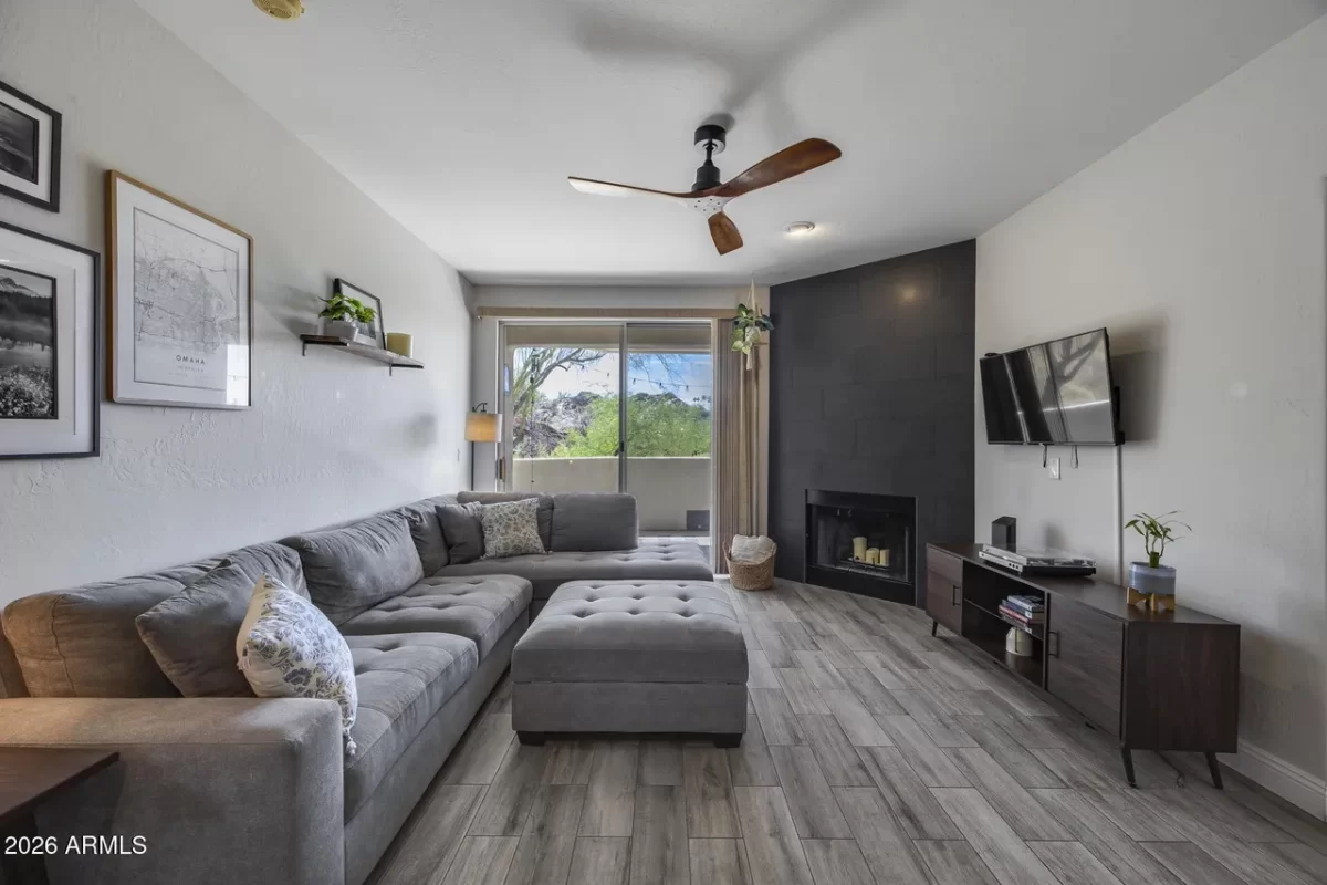 2BR Apartment for Rent in Phoenix, AZ