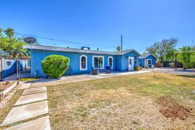 4BR House for Sale in Phoenix, AZ