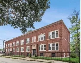 2BR House for Rent in Chicago, IL
