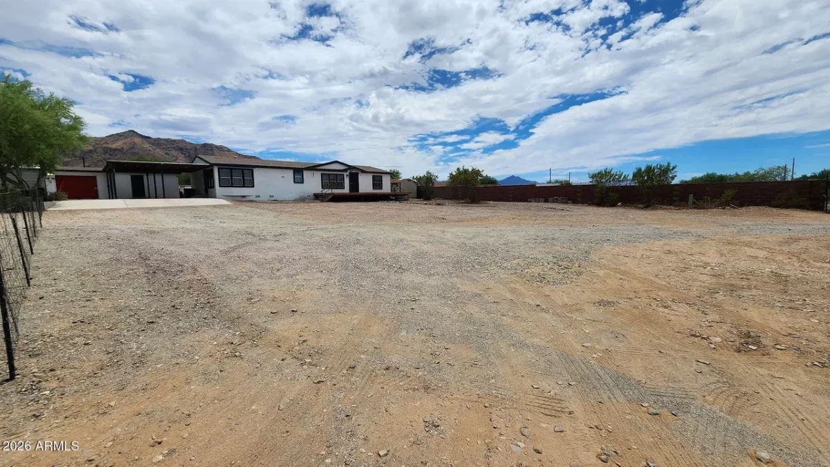 4BR Mobile Home for Rent in Laveen, AZ